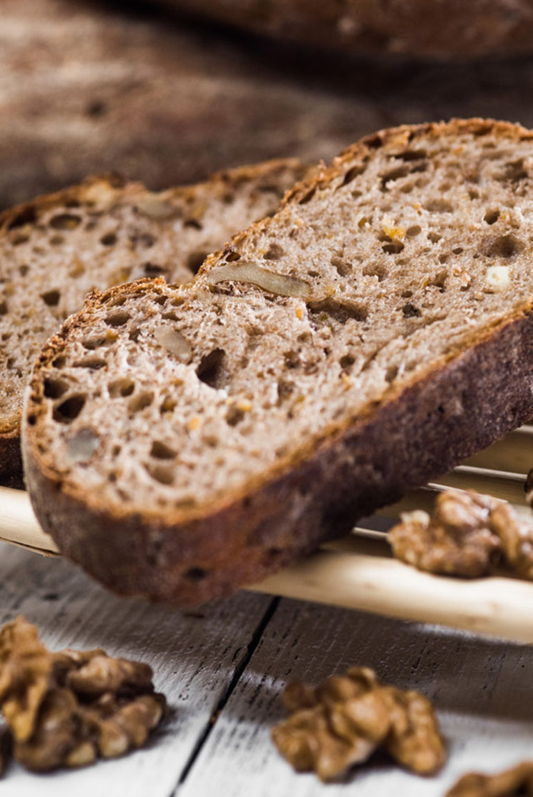 Tiroler Walnussbrot - Trölsch - Bäckerei, Konditorei, Café