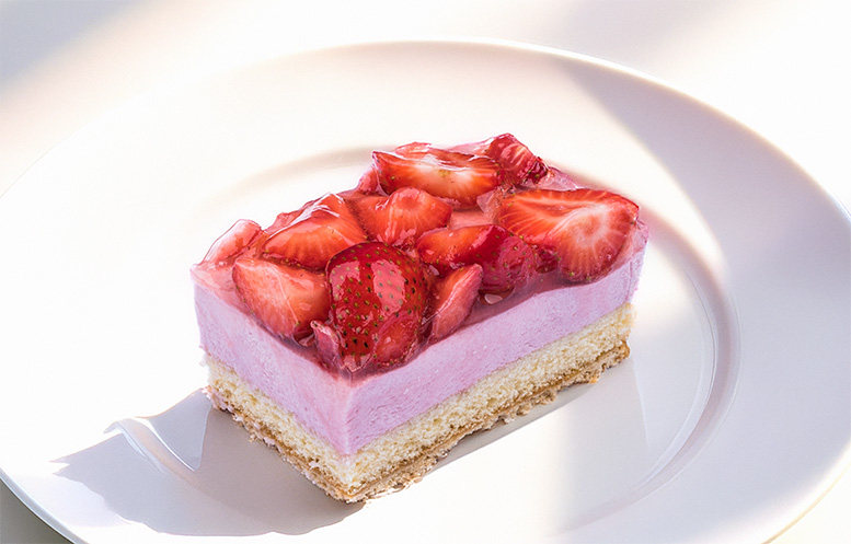 Bild Angebot der Woche: Erdbeer Buttermilchschnitte
