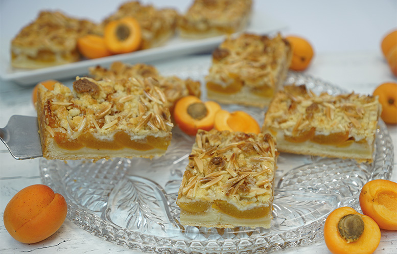 Bild Angebot der Woche: Aprikosen-Streusel Schnitte